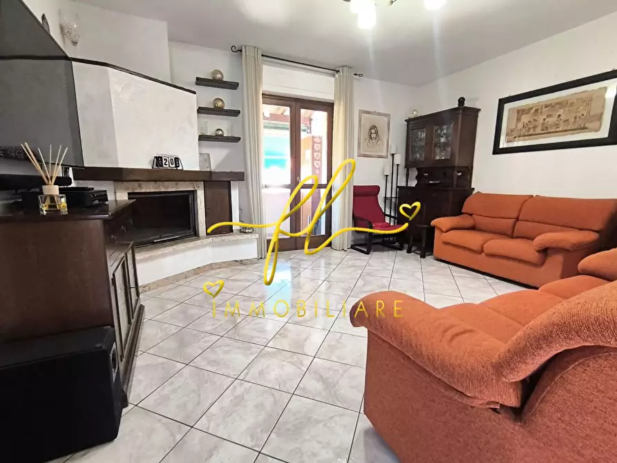 Immagine 8 di Appartamento in vendita  a Castagneto Carducci