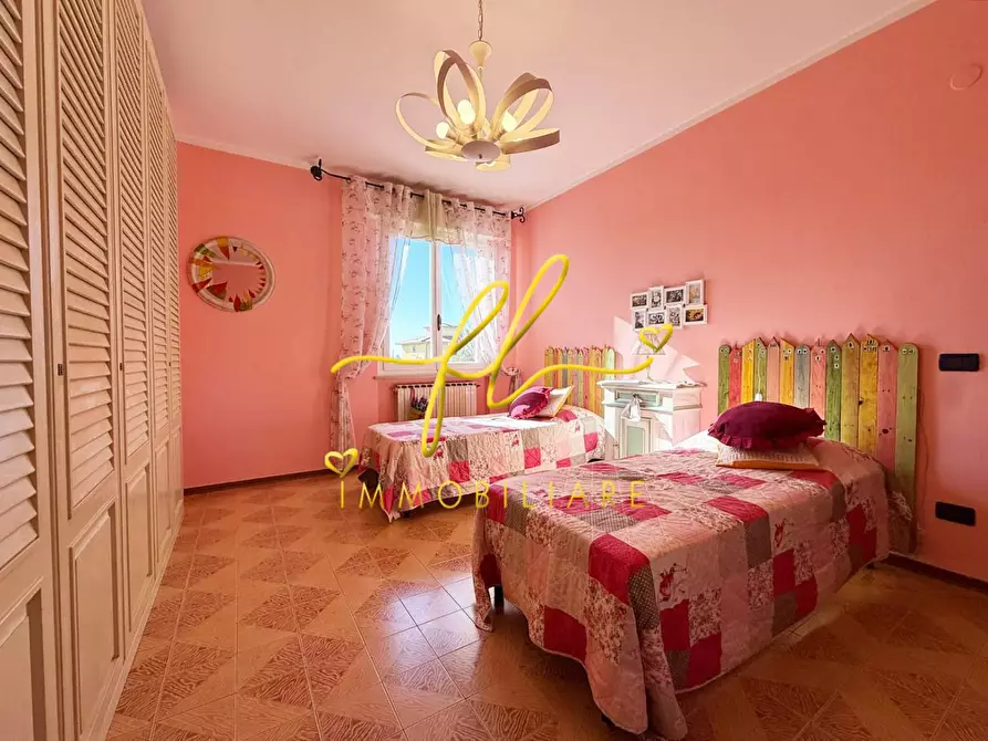 Immagine 24 di Casa colonica in vendita  a Rosignano Marittimo