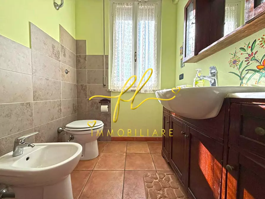 Immagine 27 di Casa colonica in vendita  a Rosignano Marittimo
