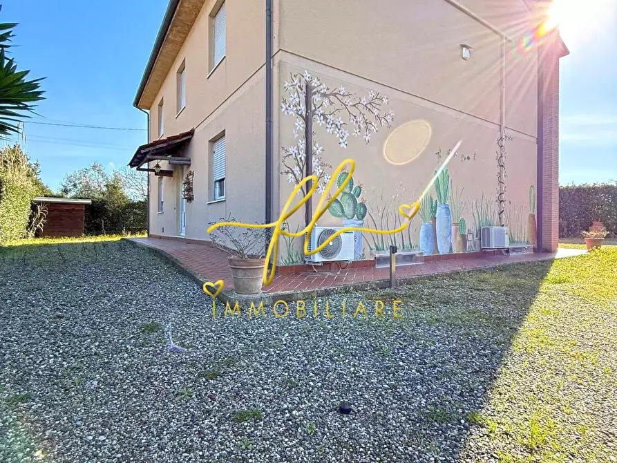 Immagine 62 di Casa colonica in vendita  a Rosignano Marittimo