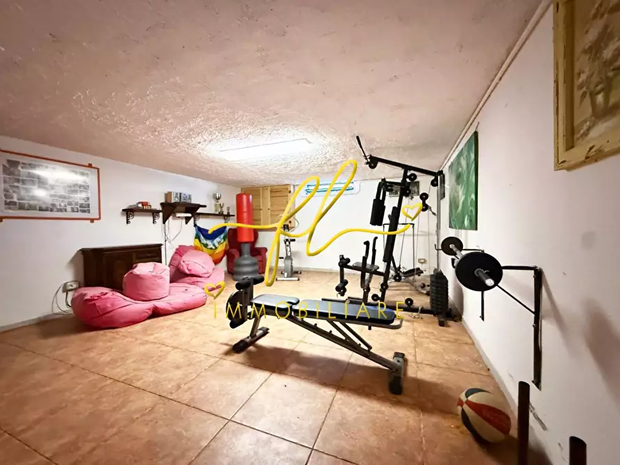 Immagine 39 di Casa colonica in vendita  a Rosignano Marittimo