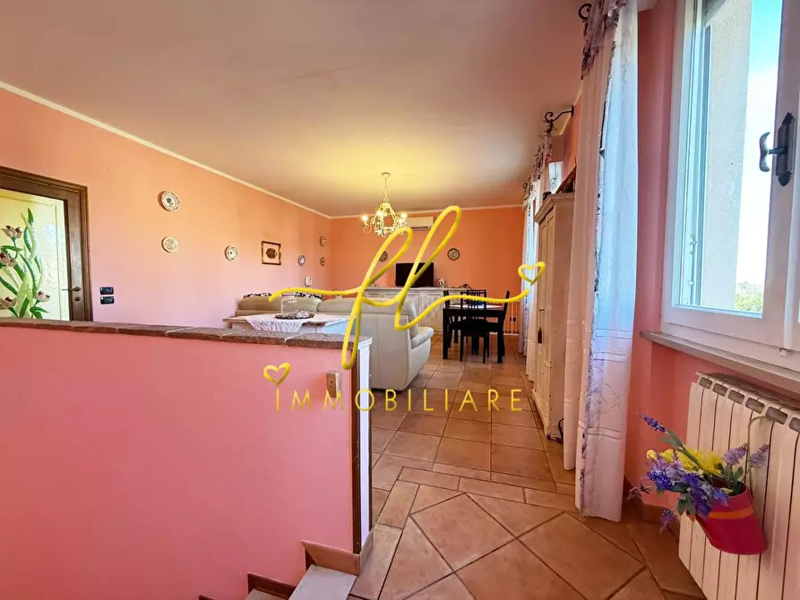 Immagine 12 di Casa colonica in vendita  a Rosignano Marittimo