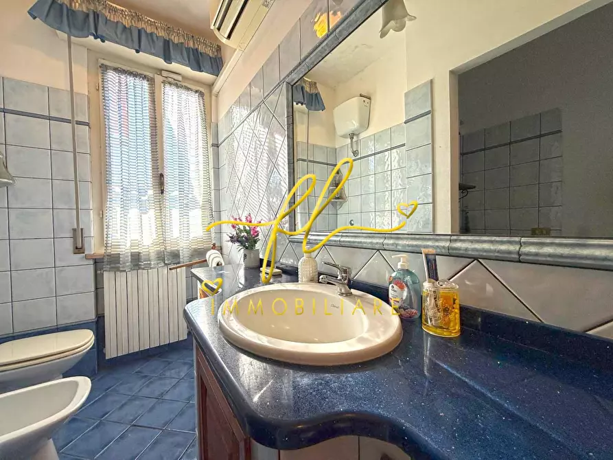 Immagine 34 di Casa colonica in vendita  a Rosignano Marittimo