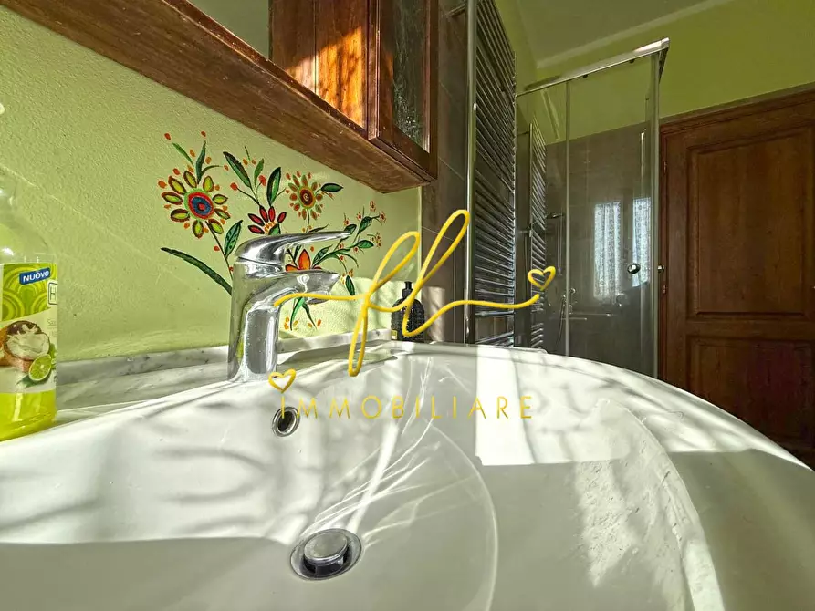 Immagine 25 di Casa colonica in vendita  a Rosignano Marittimo