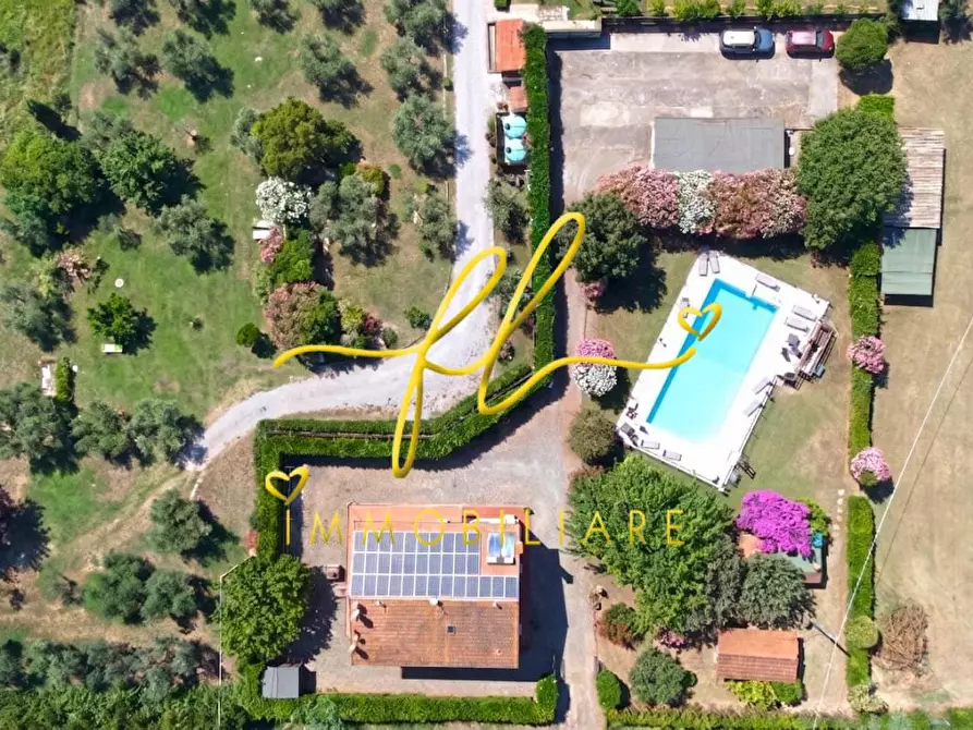 Immagine 57 di Casa colonica in vendita  a Rosignano Marittimo