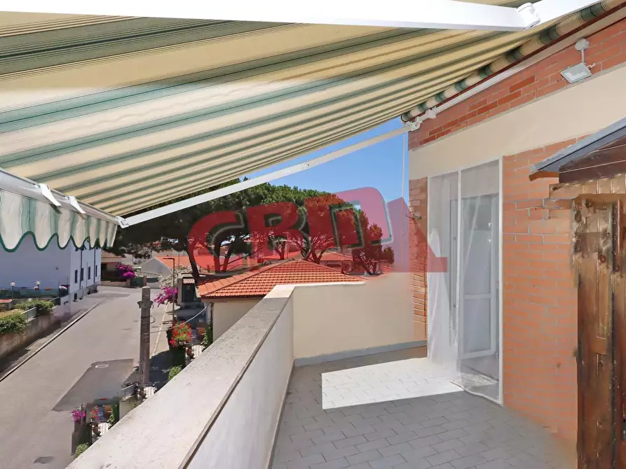Immagine 1 di Appartamento in vendita  a Livorno
