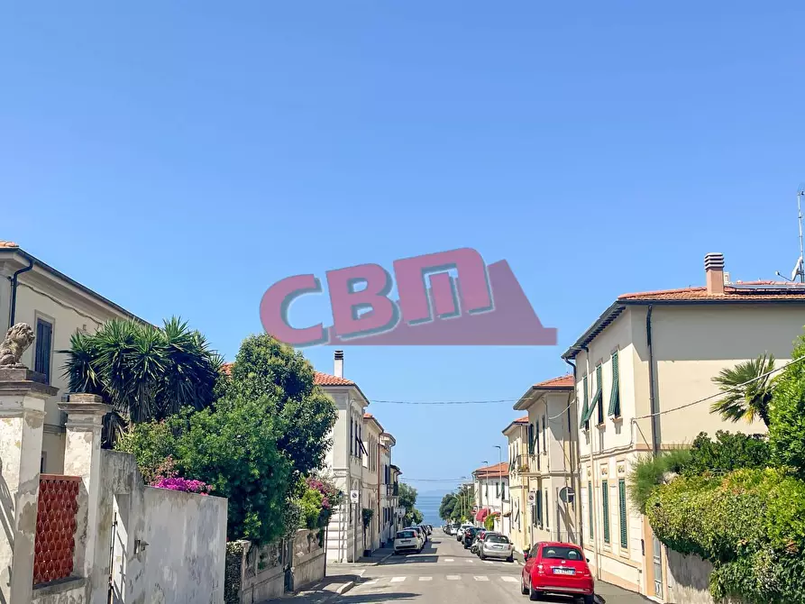 Immagine 33 di Appartamento in vendita  a Livorno
