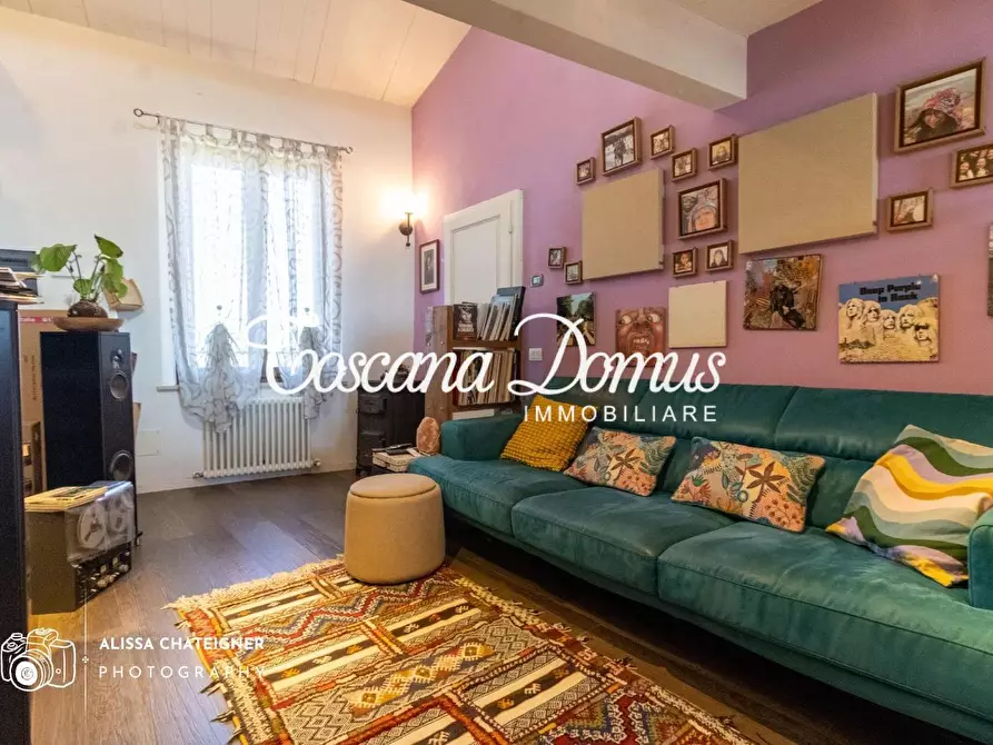 Immagine 1 di Appartamento in vendita  a Siena