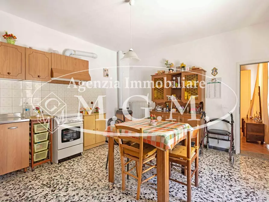 Immagine 25 di Casa indipendente in vendita  a Santa Maria A Monte