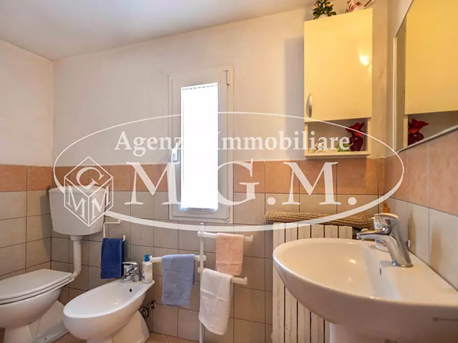 Immagine 22 di Casa indipendente in vendita  a Santa Maria A Monte