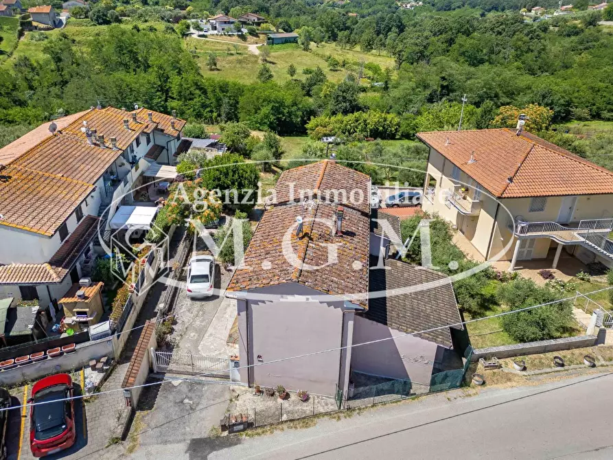 Immagine 4 di Casa indipendente in vendita  a Santa Maria A Monte