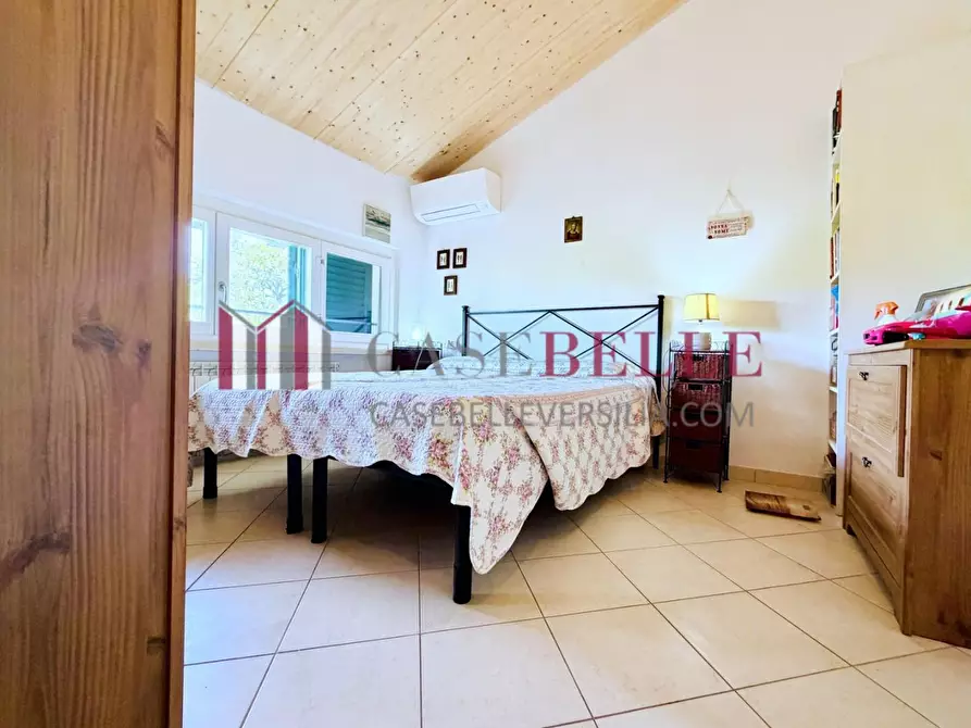 Immagine 15 di Casa trifamiliare in vendita  a Pietrasanta