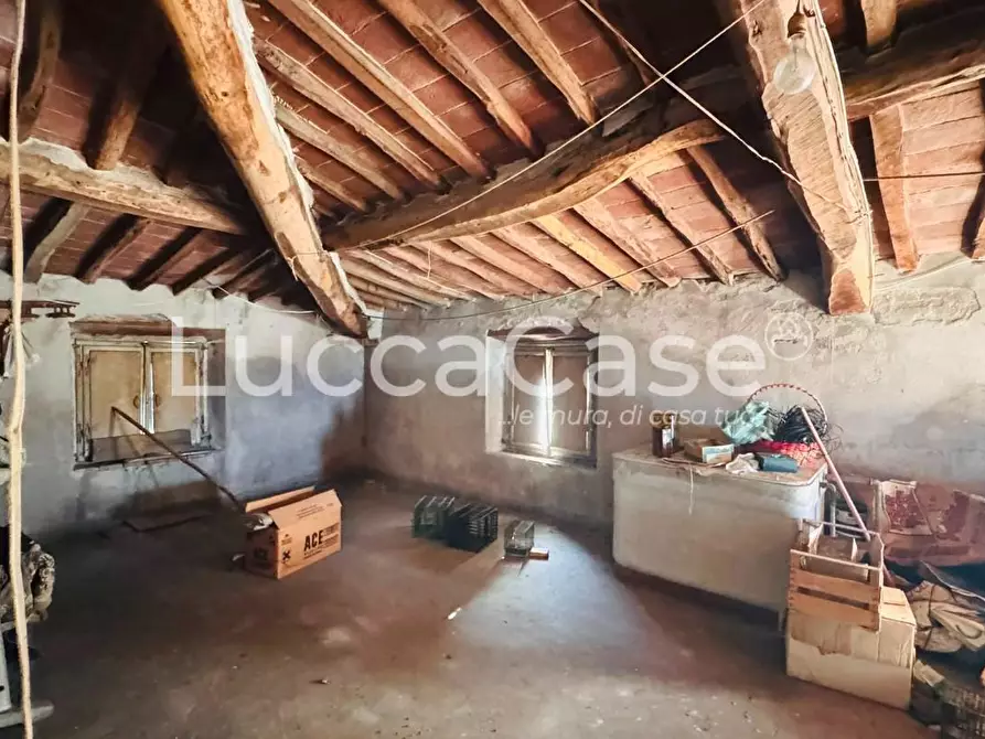 Immagine 28 di Casa indipendente in vendita  a Capannori