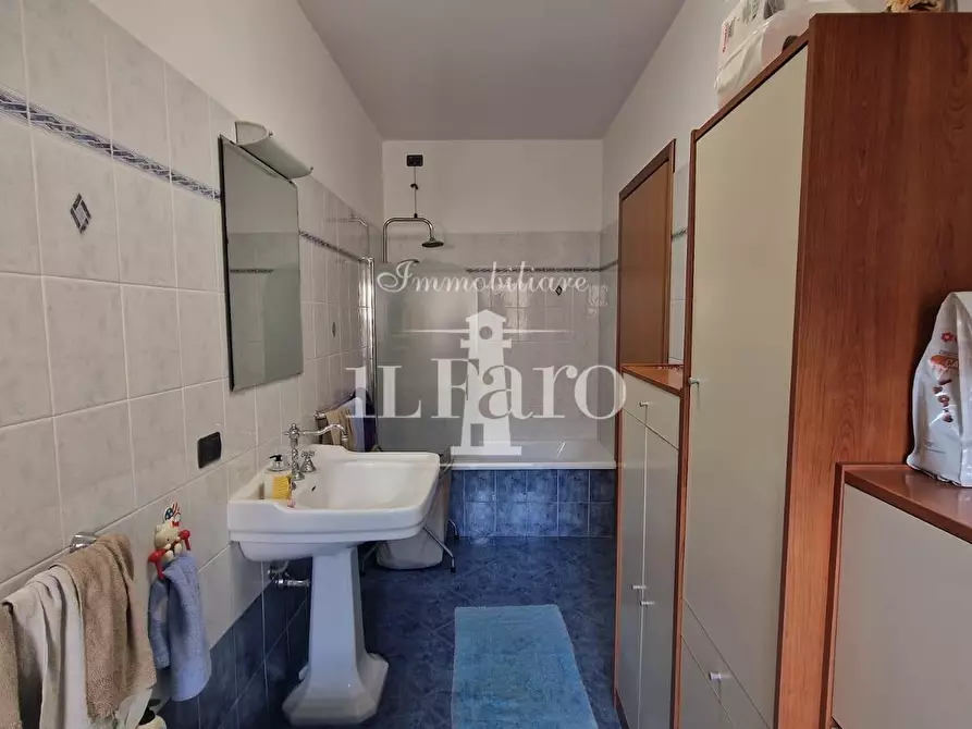 Immagine 23 di Appartamento in vendita  a Firenze