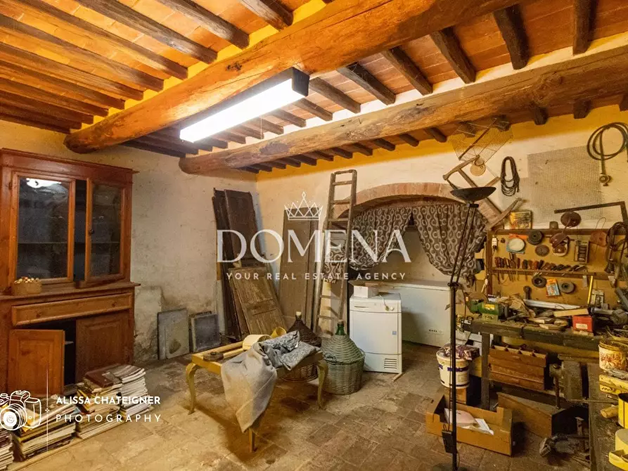 Immagine 26 di Villa in vendita  a Bucine