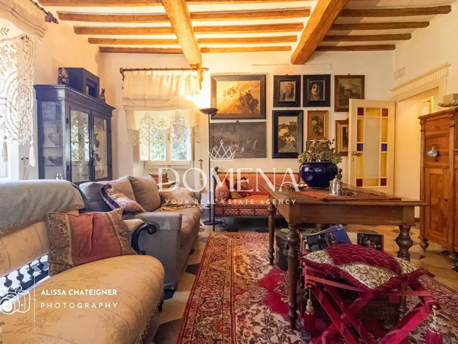 Immagine 13 di Villa in vendita  a Bucine