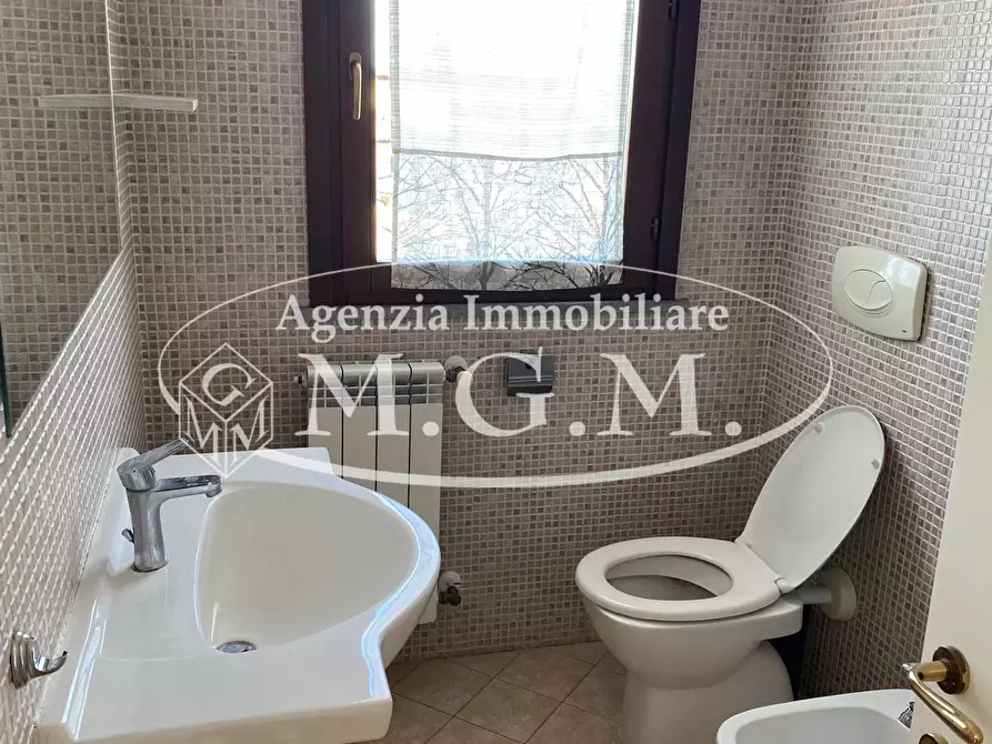 Immagine 22 di Appartamento in vendita  a Santa Maria A Monte