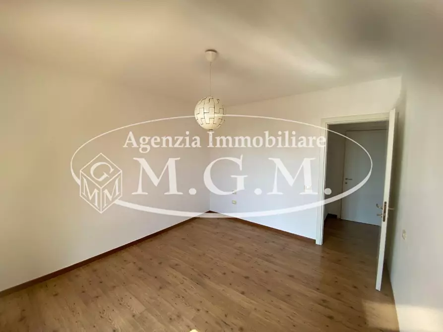 Immagine 16 di Appartamento in vendita  a Santa Maria A Monte