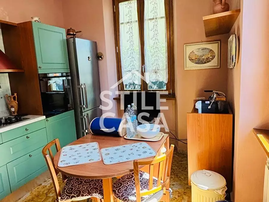 Immagine 9 di Villa in vendita  a Pescia