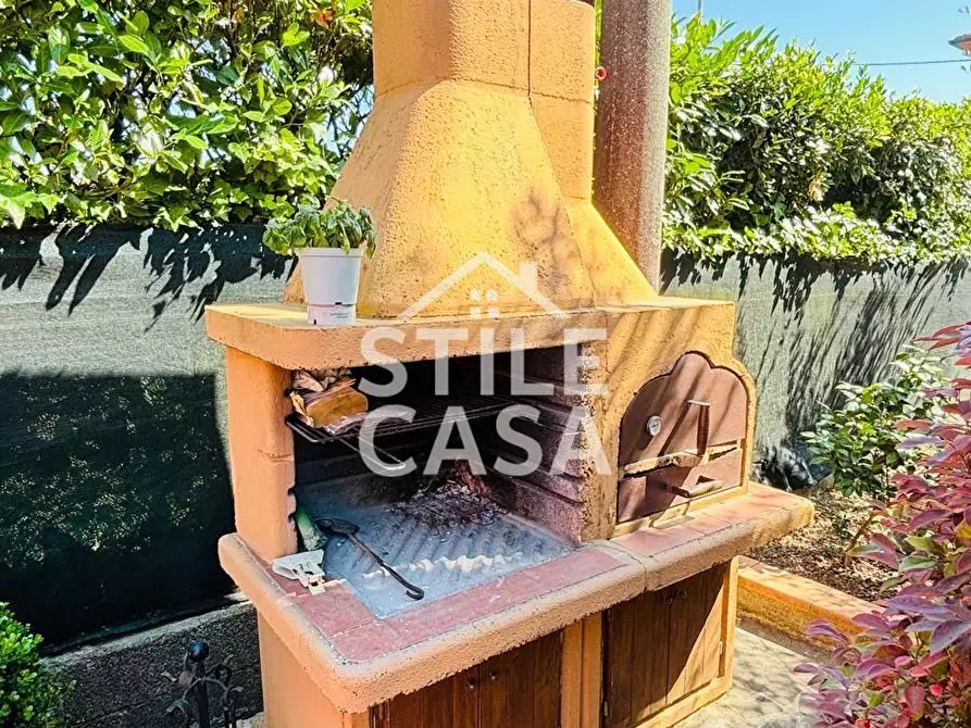 Immagine 52 di Villa in vendita  a Pescia