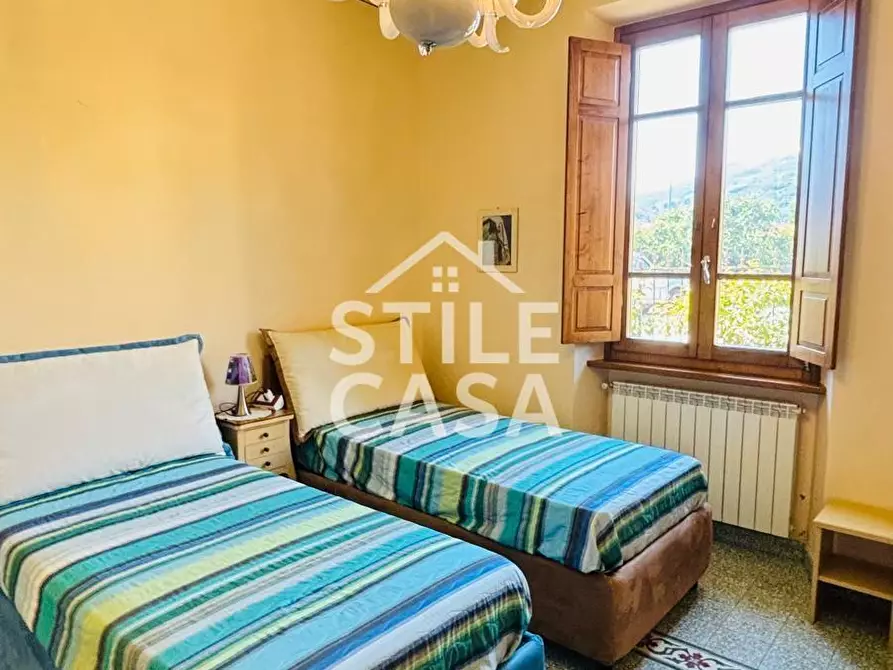 Immagine 27 di Villa in vendita  a Pescia