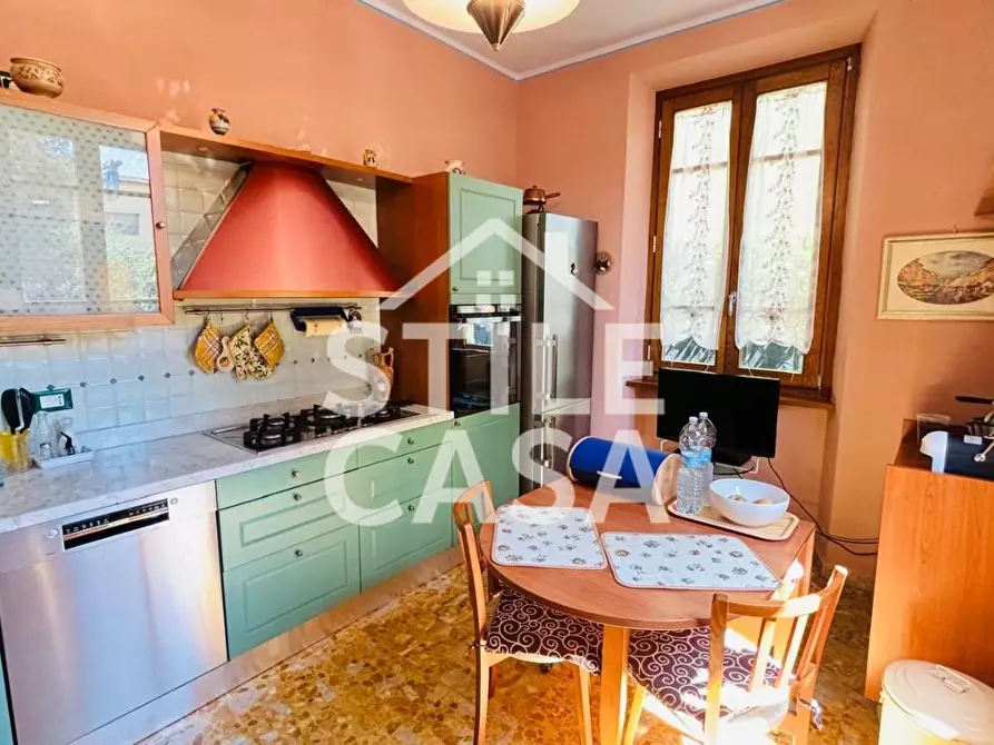 Immagine 13 di Villa in vendita  a Pescia