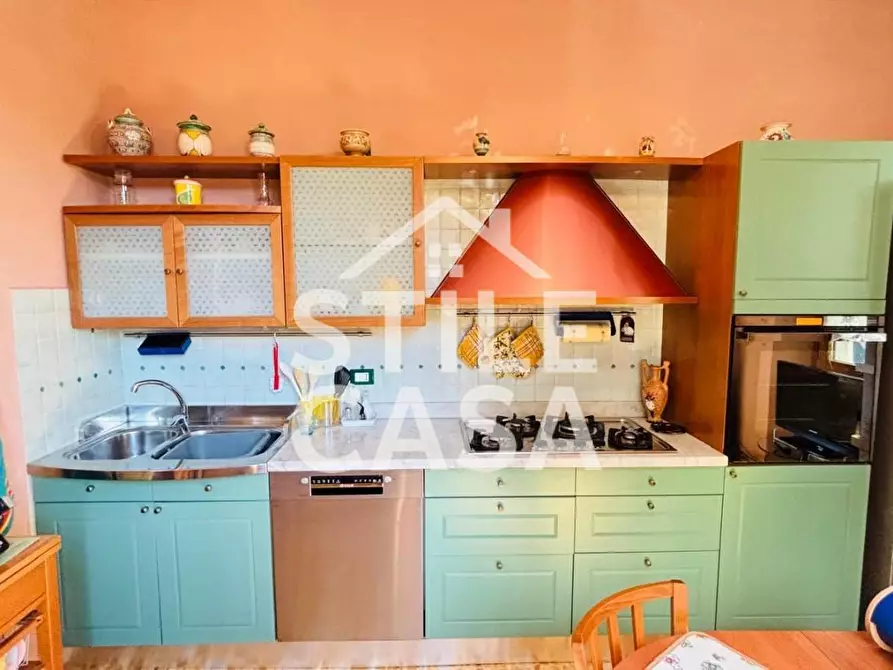 Immagine 10 di Villa in vendita  a Pescia