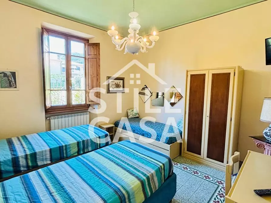 Immagine 33 di Villa in vendita  a Pescia
