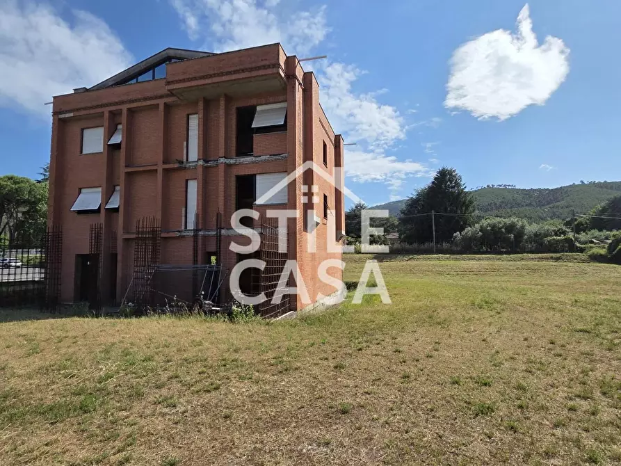 Immagine 17 di Casa indipendente in vendita  a Capannori