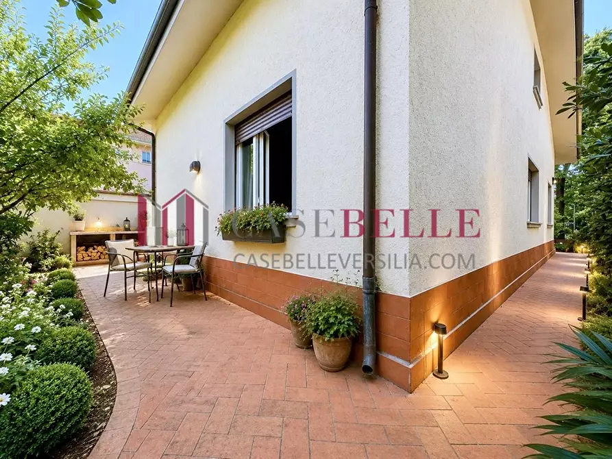 Immagine 44 di Casa indipendente in vendita  a Camaiore