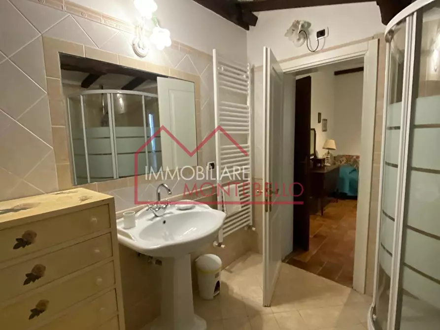 Immagine 35 di Villa in vendita  a Camaiore
