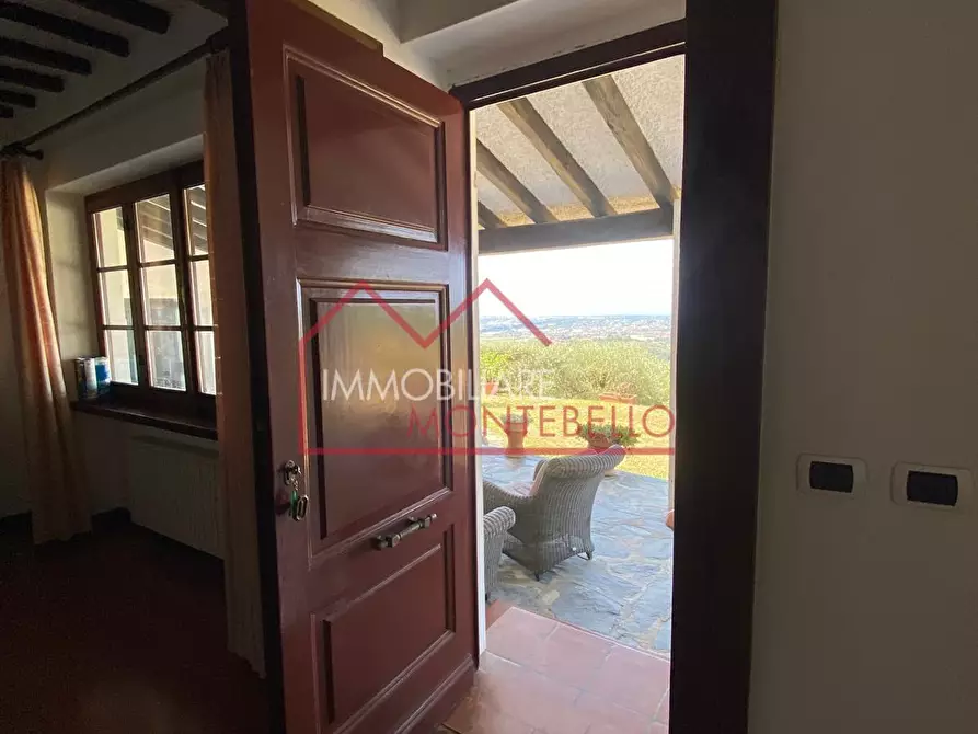 Immagine 15 di Villa in vendita  a Camaiore