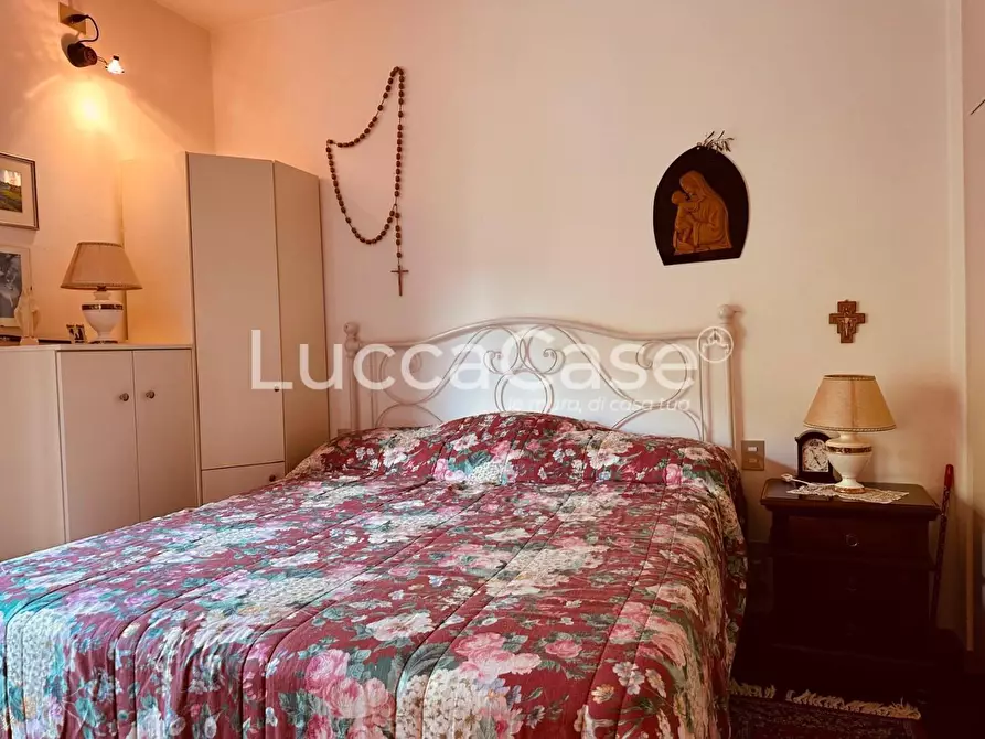 Immagine 43 di Villa in vendita  a Lucca