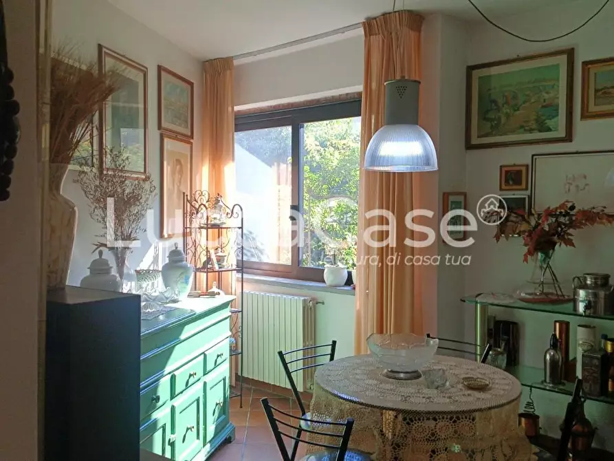 Immagine 68 di Villa in vendita  a Lucca