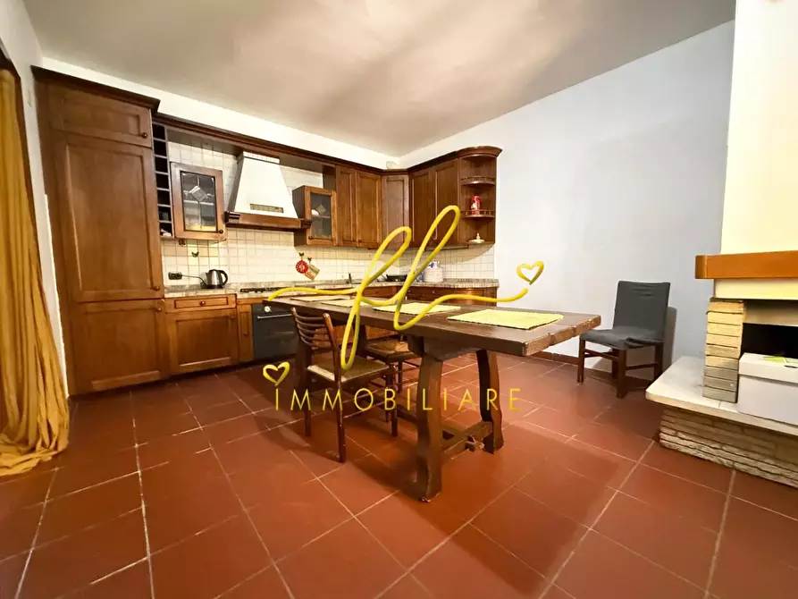 Immagine 21 di Appartamento in vendita  a Castagneto Carducci