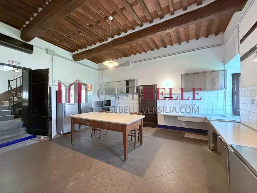 Immagine 18 di Immobile di prestigio in vendita  a Camaiore