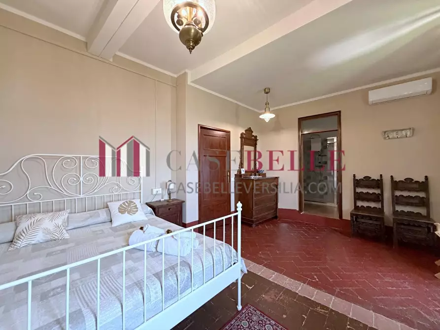 Immagine 44 di Immobile di prestigio in vendita  a Camaiore