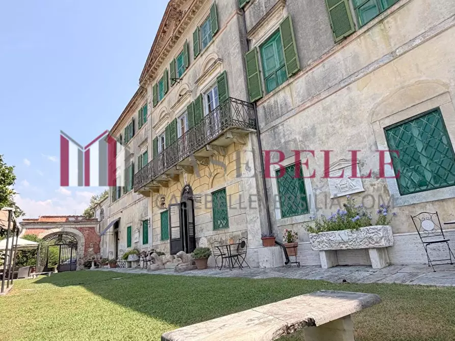 Immagine 61 di Immobile di prestigio in vendita  a Camaiore