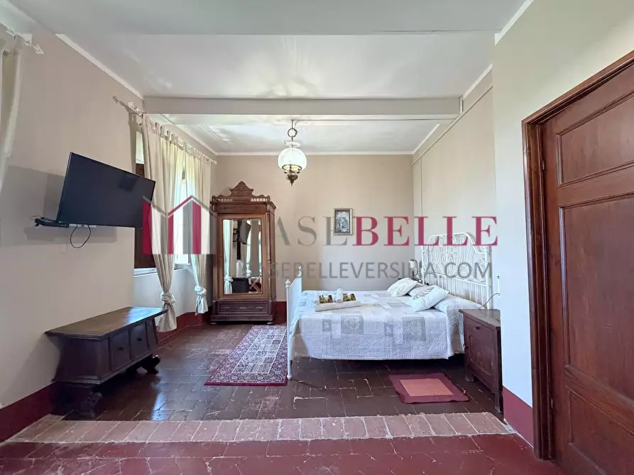 Immagine 42 di Immobile di prestigio in vendita  a Camaiore