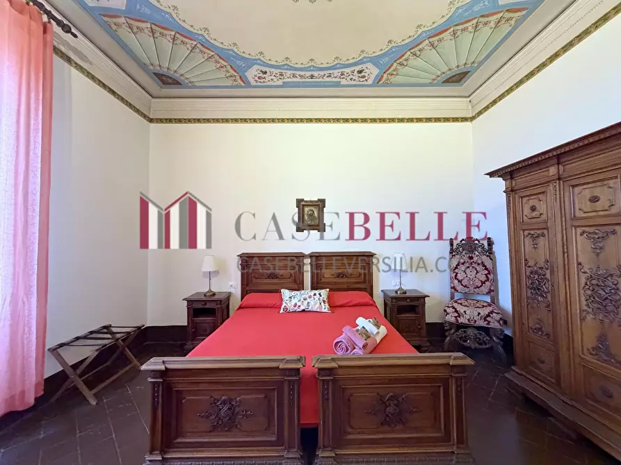 Immagine 35 di Immobile di prestigio in vendita  a Camaiore