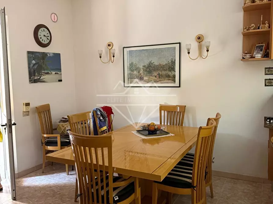 Immagine 5 di Porzione di casa in vendita  a Ameglia