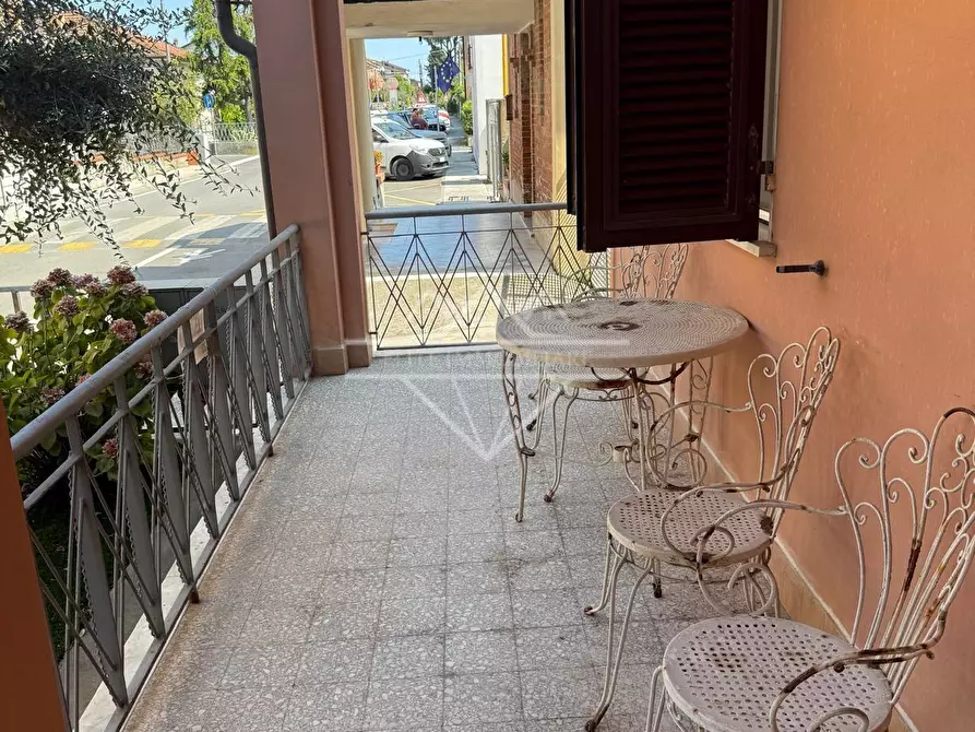 Immagine 19 di Porzione di casa in vendita  a Ameglia