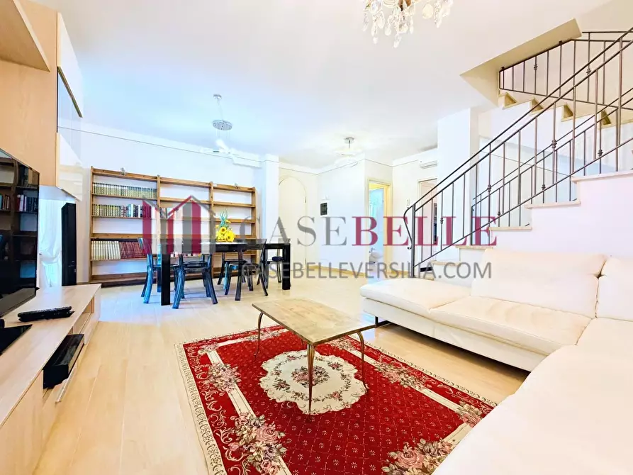 Immagine 5 di Casa bifamiliare in vendita  a Camaiore