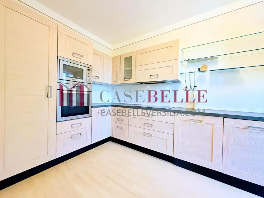 Immagine 12 di Casa bifamiliare in vendita  a Camaiore