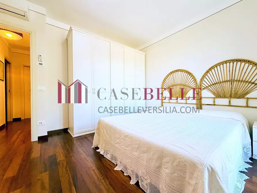 Immagine 44 di Casa bifamiliare in vendita  a Camaiore