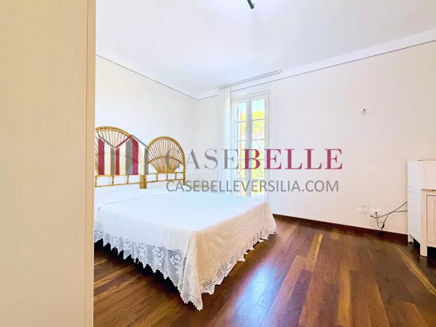 Immagine 42 di Casa bifamiliare in vendita  a Camaiore