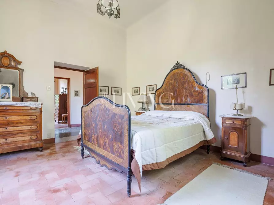 Immagine 28 di Villa in vendita  a Lucca