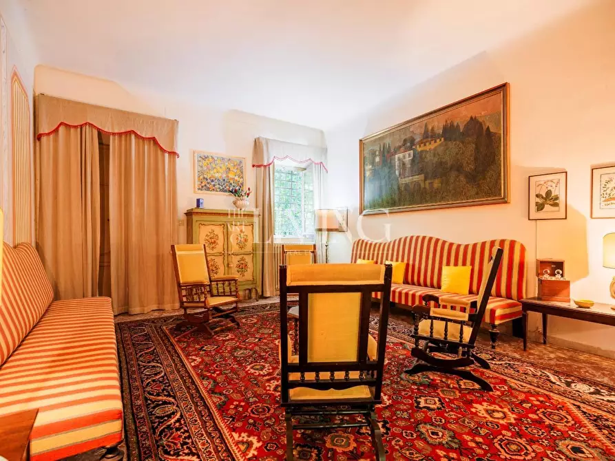 Immagine 14 di Villa in vendita  a Lucca