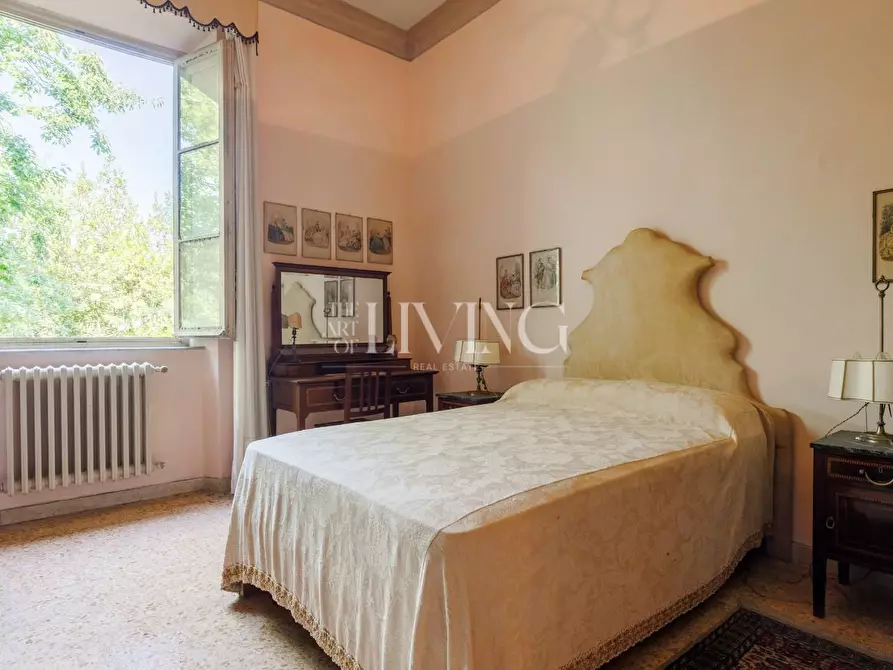 Immagine 33 di Villa in vendita  a Lucca