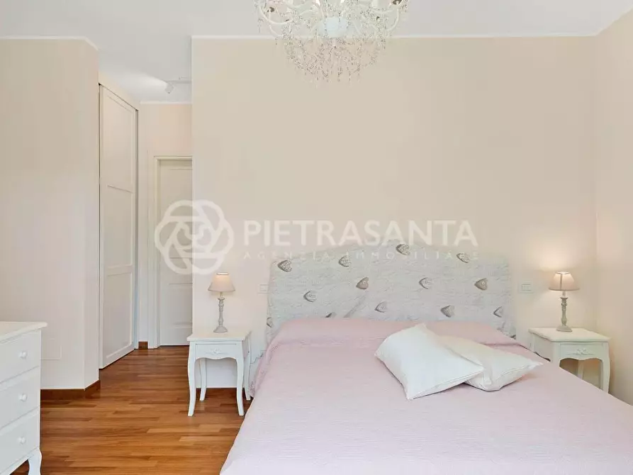 Immagine 15 di Villa in affitto  a Pietrasanta
